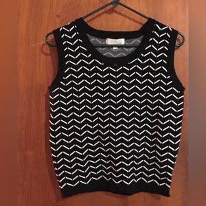 SALE Olive & Oak vest sz M